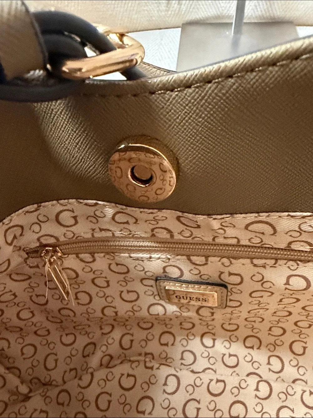Guess shoulder bag